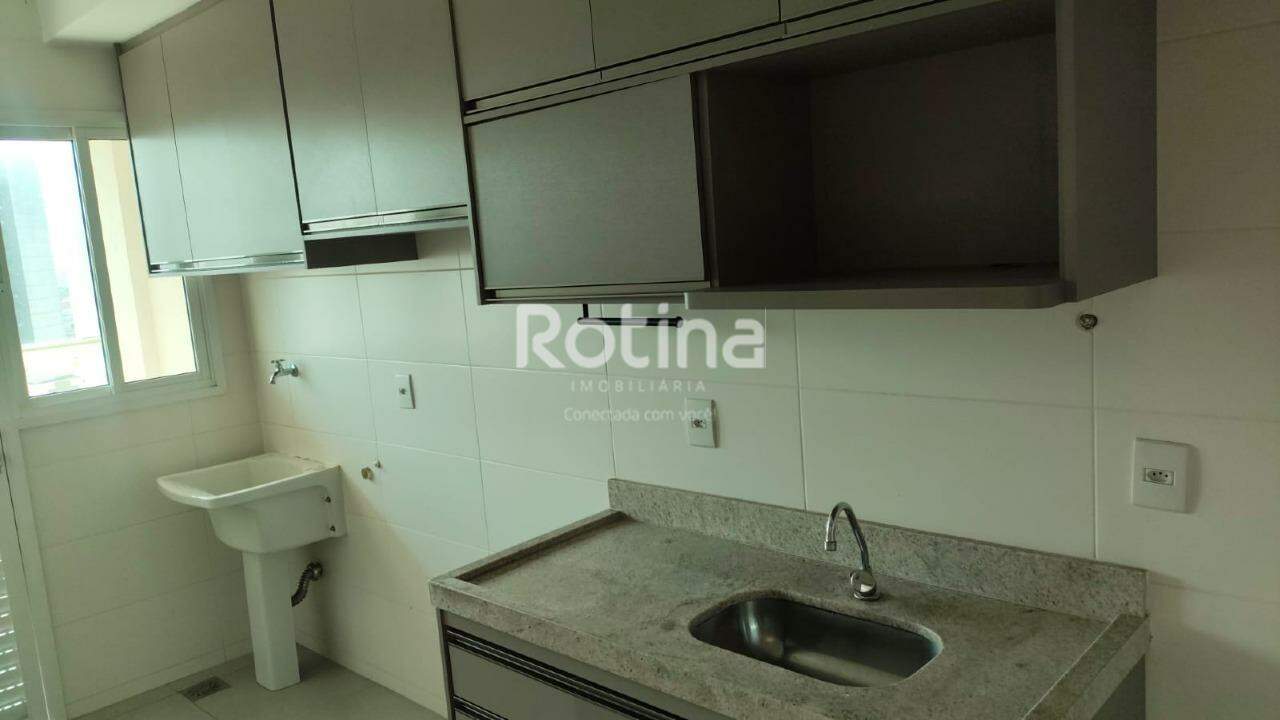 Apartamento para alugar, em Uberlândia no bairro Centro no valor de R$ 3.000,00 - Rotina Imobiliária: 