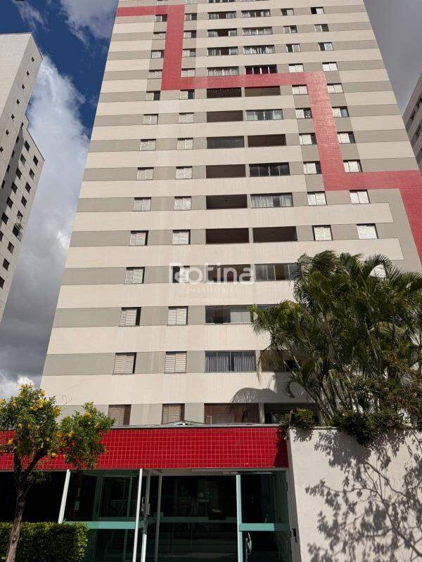 Apartamento para alugar, 4 quartos em Uberlândia no bairro Osvaldo Rezende no valor de R$ 1.800,00 - Rotina Imobiliária: 