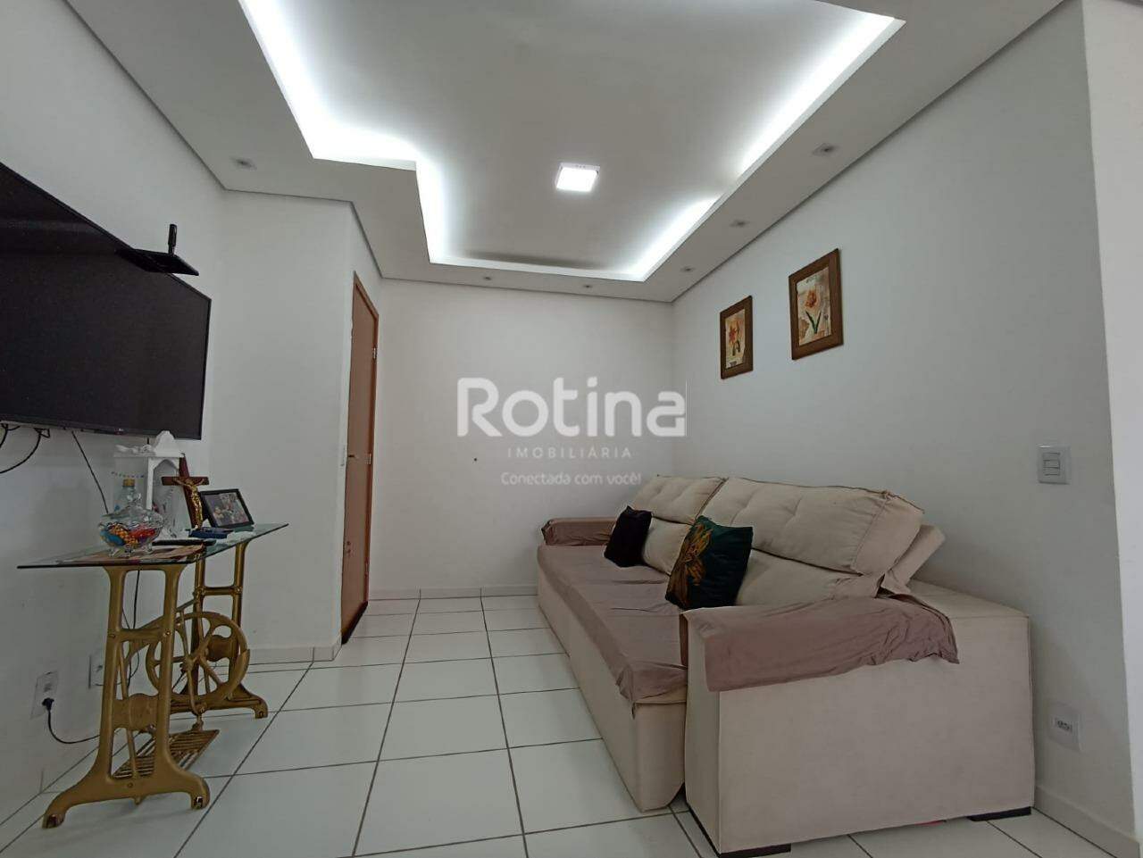 Apartamento à venda, 2 quartos em Uberlândia no bairro Residencial Lago Azul no valor de R$ 199.000,00 - Rotina Imobiliária: 