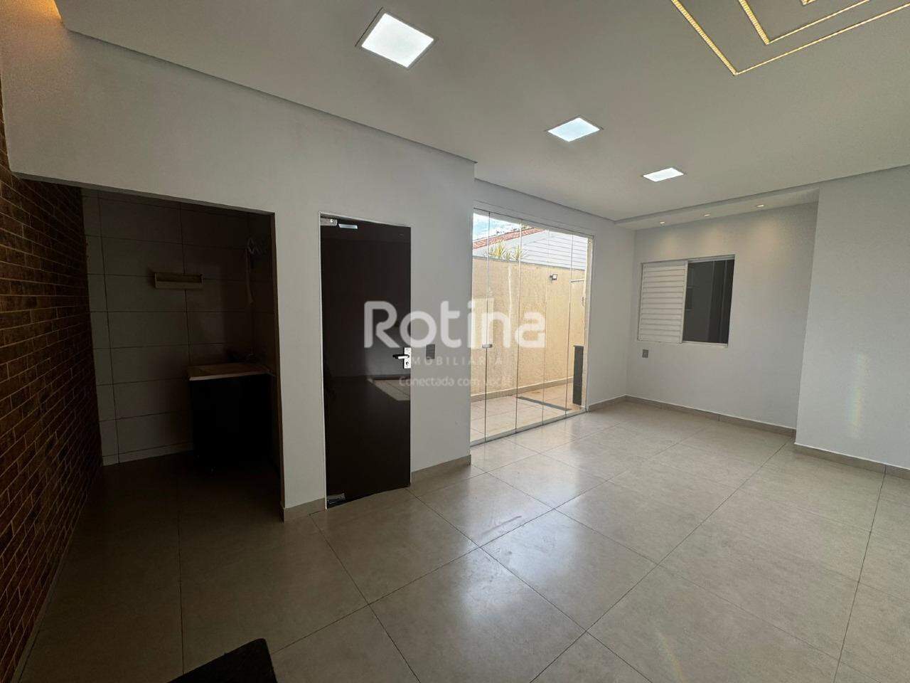 Casa à venda, 3 quartos em Uberlândia no bairro Aclimação no valor de R$ 510.000,00 - Rotina Imobiliária: 