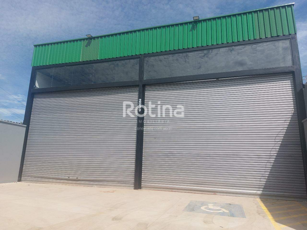 Galpão para alugar, em Uberlândia no bairro Marta Helena no valor de R$ 8.000,00 - Rotina Imobiliária: 