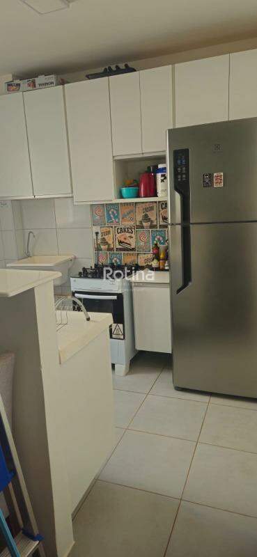 Apartamento à venda, 2 quartos em Uberlândia no bairro Grand Ville no valor de R$ 190.000,00 - Rotina Imobiliária: 