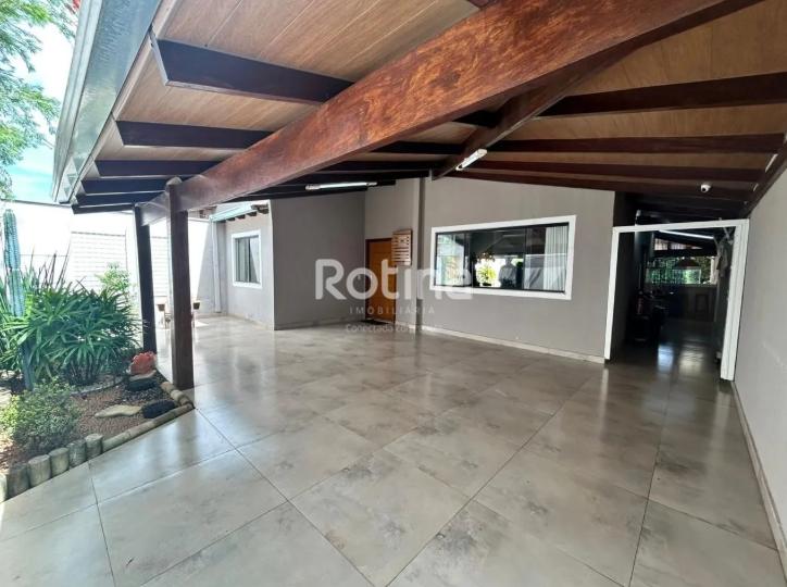 Casa à venda, 3 quartos em Uberlândia no bairro Bosque dos Buritis no valor de R$ 960.000,00 - Rotina Imobiliária: 