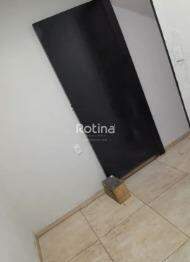 Apartamento para alugar, em Uberlândia no bairro Laranjeiras no valor de R$ 1.300,00 - Rotina Imobiliária: 