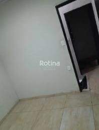 Apartamento para alugar, em Uberlândia no bairro Laranjeiras no valor de R$ 1.300,00 - Rotina Imobiliária: 