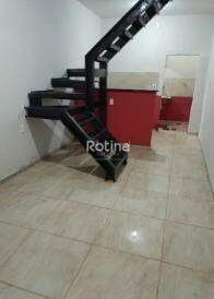 Apartamento para alugar, em Uberlândia no bairro Laranjeiras no valor de R$ 1.300,00 - Rotina Imobiliária: 