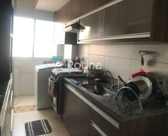 Apartamento para alugar, em Uberlândia no bairro Jardim Holanda no valor de R$ 2.500,00 - Rotina Imobiliária: 