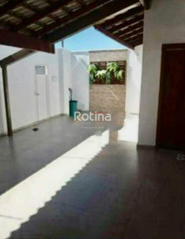Casa à venda, 3 quartos em Uberlândia no bairro Bosque dos Buritis no valor de R$ 720.000,00 - Rotina Imobiliária: 