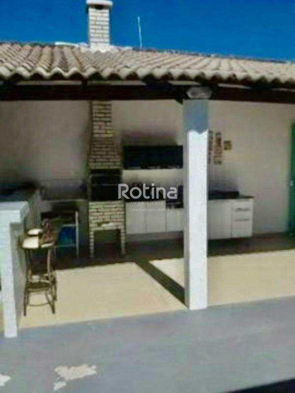 Casa à venda, 3 quartos em Uberlândia no bairro Bosque dos Buritis no valor de R$ 720.000,00 - Rotina Imobiliária: 