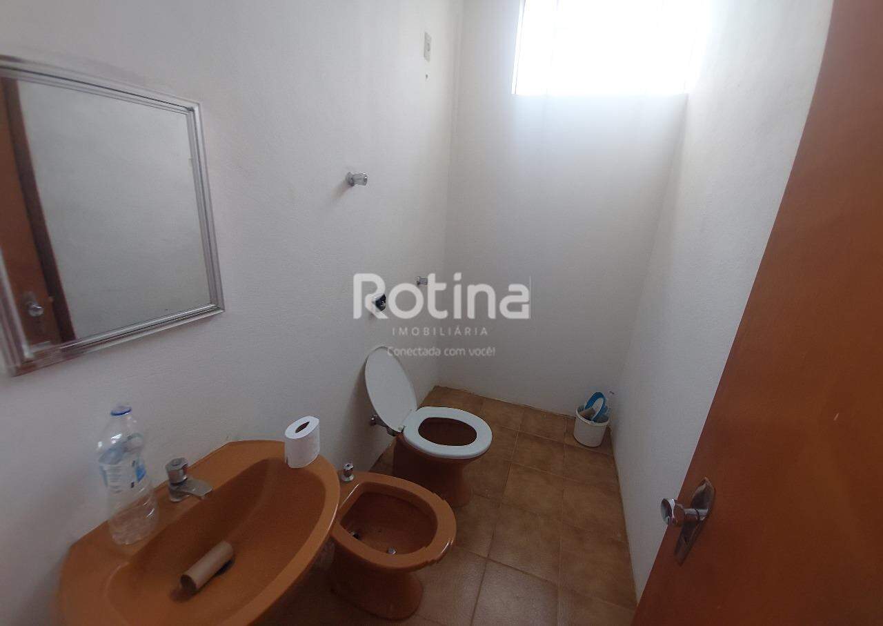 Galpão para alugar, em Uberlândia no bairro Tibery no valor de R$ 25.000,00 - Rotina Imobiliária: 