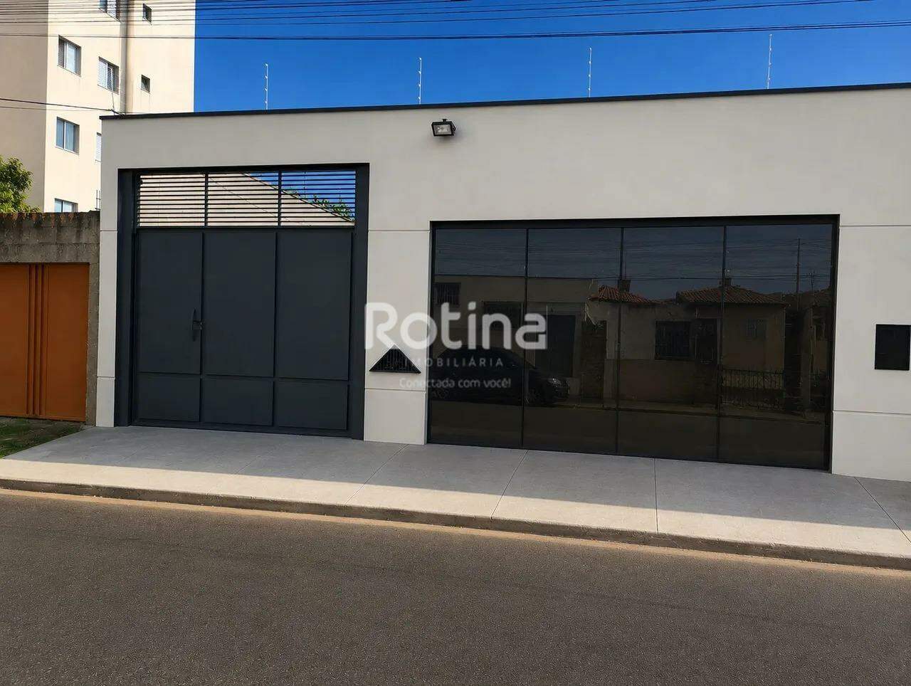 Galpão para alugar, em Uberlândia no bairro Novo Mundo no valor de R$ 5.400,00 - Rotina Imobiliária: 