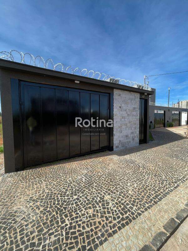 Casa à venda, 3 quartos em Uberlândia no bairro Novo Mundo no valor de R$ 1.200.000,00 - Rotina Imobiliária: 