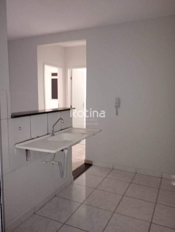 Apartamento à venda, 2 quartos em Uberlândia no bairro Alto Umuarama no valor de R$ 220.000,00 - Rotina Imobiliária: 