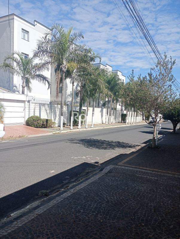 Apartamento à venda, 2 quartos em Uberlândia no bairro Alto Umuarama no valor de R$ 220.000,00 - Rotina Imobiliária: 