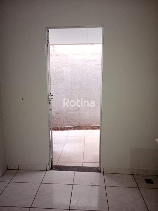 Apartamento à venda, 2 quartos em Uberlândia no bairro Alto Umuarama no valor de R$ 220.000,00 - Rotina Imobiliária: 