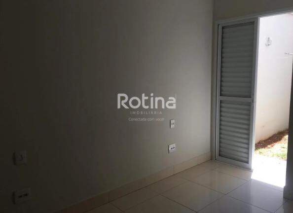 Apartamento para alugar, em Uberlândia no bairro Novo Mundo no valor de R$ 1.400,00 - Rotina Imobiliária: 