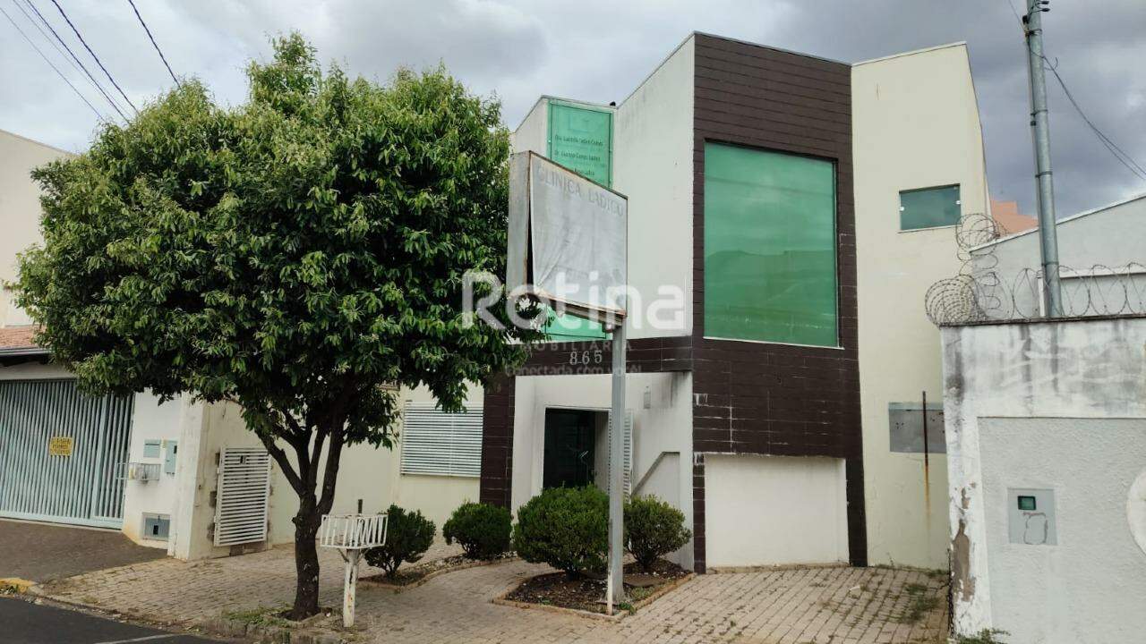 Sala para alugar, em Uberlândia no bairro Martins no valor de R$ 1.650,00 - Rotina Imobiliária: 