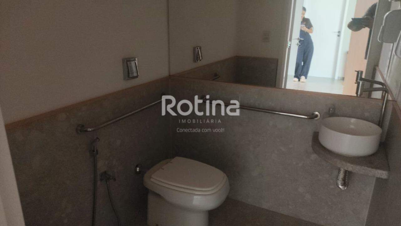 Sala para alugar, em Uberlândia no bairro Martins no valor de R$ 1.650,00 - Rotina Imobiliária: 