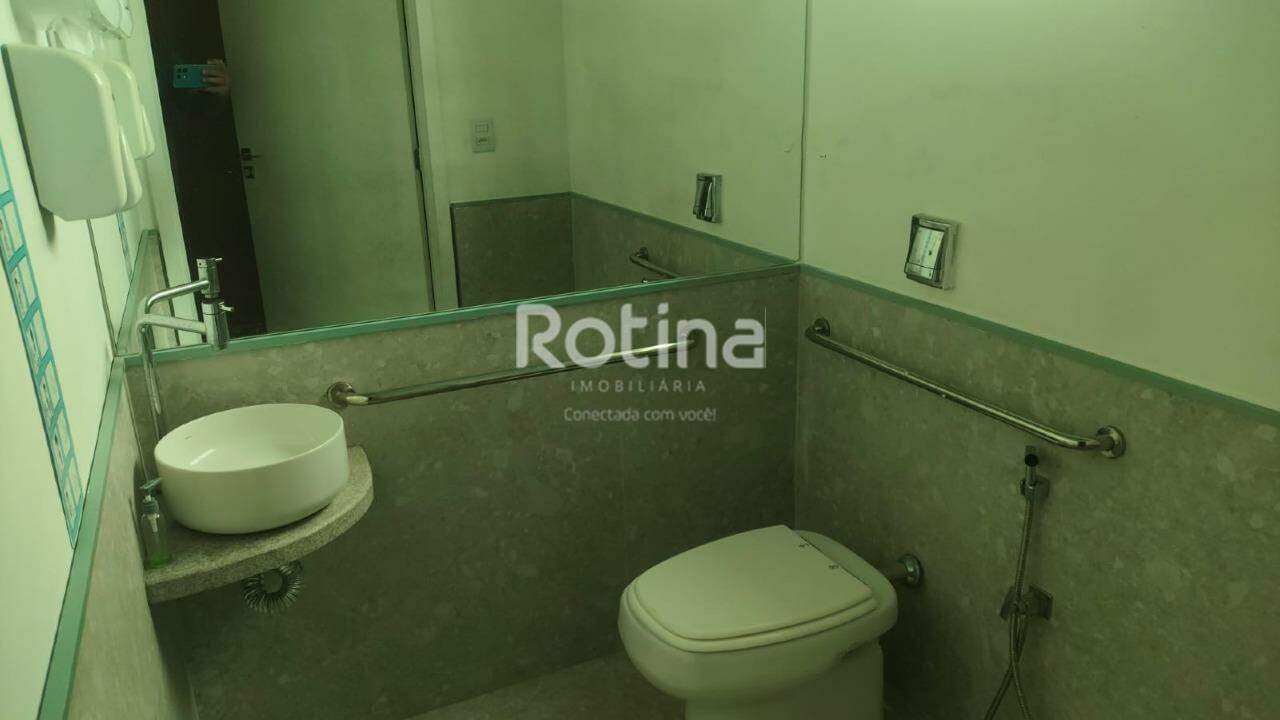 Sala para alugar, em Uberlândia no bairro Martins no valor de R$ 1.650,00 - Rotina Imobiliária: 