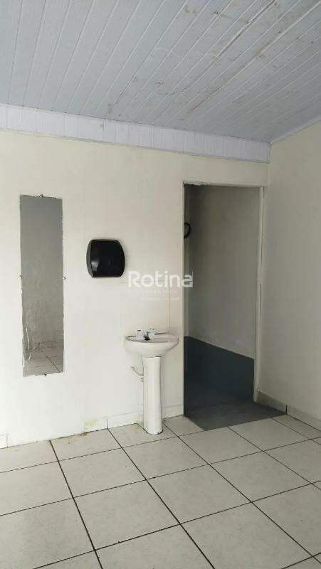 Comercial para alugar, em Uberlândia no bairro Tibery no valor de R$ 950,00 - Rotina Imobiliária: 