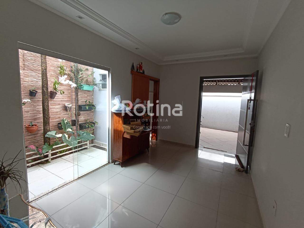 Casa à venda, 3 quartos em Uberlândia no bairro Pacaembu no valor de R$ 560.000,00 - Rotina Imobiliária: 