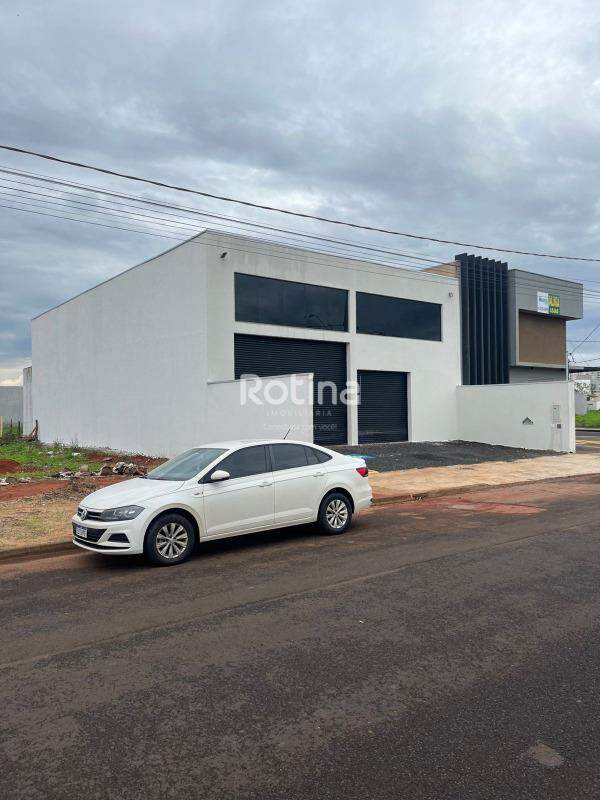 Galpão à venda, em Uberlândia no bairro Novo Mundo no valor de R$ 1.250.000,00 - Rotina Imobiliária: 