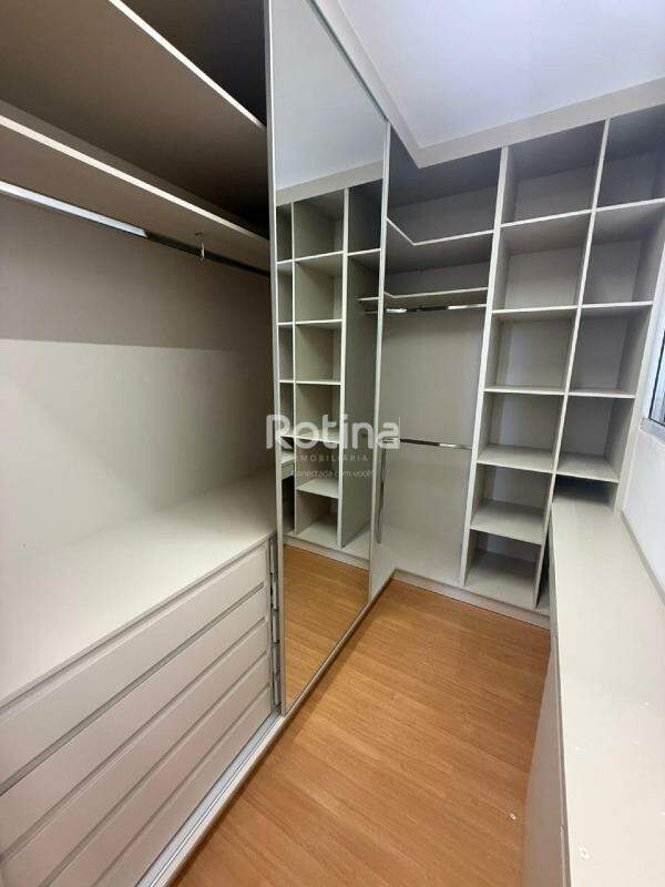 Apartamento para alugar, 1 quarto em Uberlândia no bairro Gávea no valor de R$ 2.300,00 - Rotina Imobiliária: 