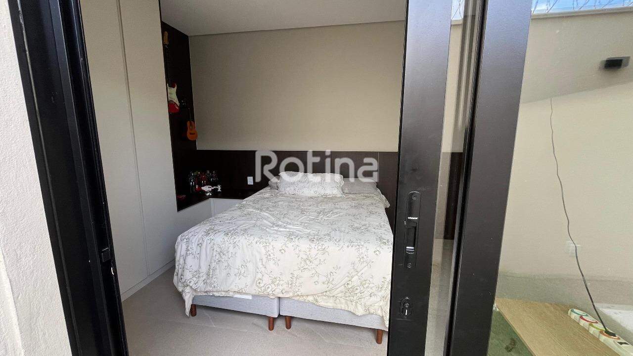 Casa à venda, 3 quartos em Uberlândia no bairro Jardim Karaíba no valor de R$ 1.790.000,00 - Rotina Imobiliária: 