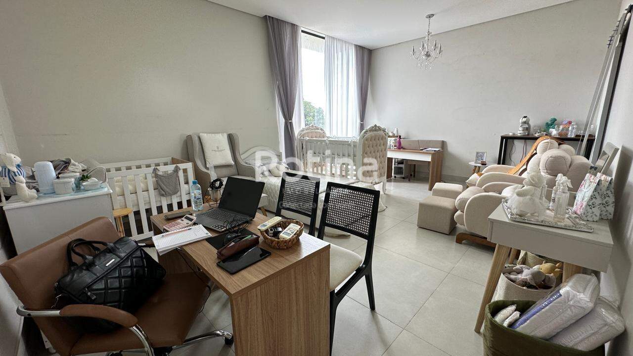 Comercial à venda, em Uberlândia no bairro Jardim Karaíba no valor de R$ 1.700.000,00 - Rotina Imobiliária: 