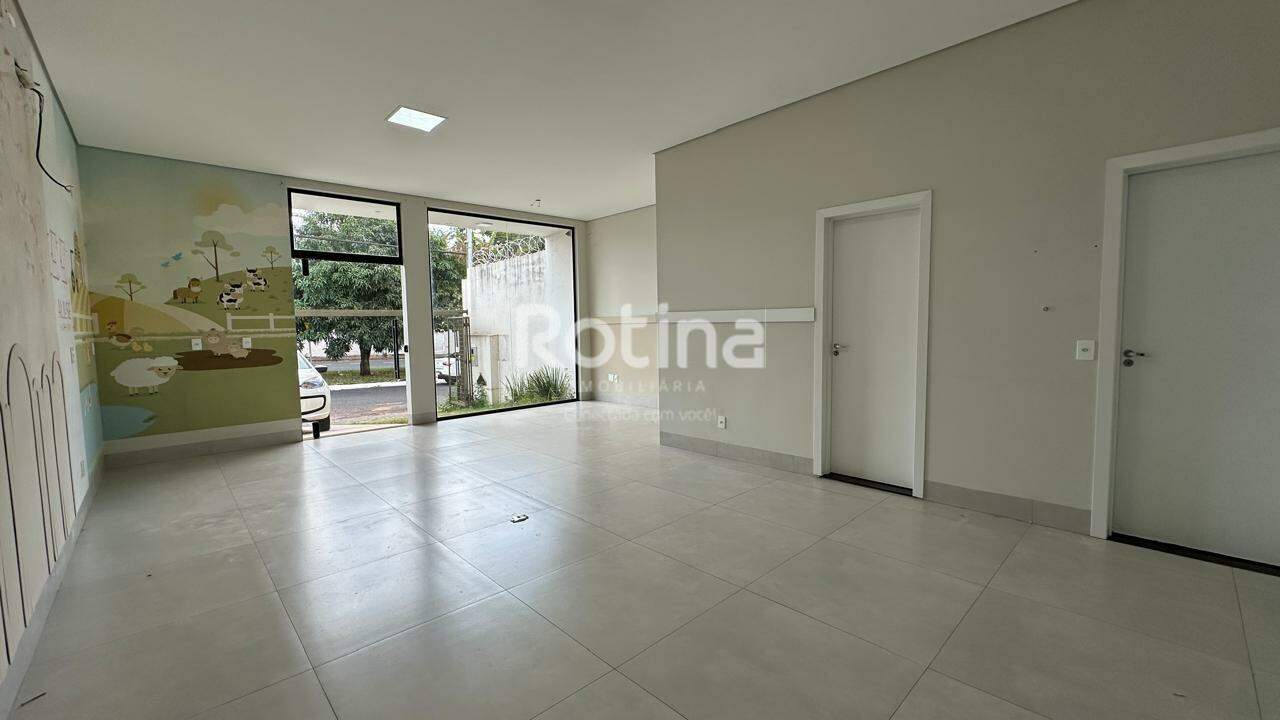Comercial à venda, em Uberlândia no bairro Jardim Karaíba no valor de R$ 1.700.000,00 - Rotina Imobiliária: 