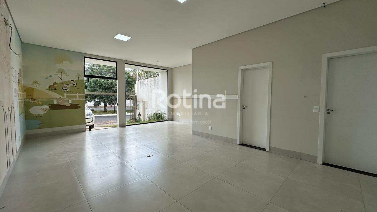 Comercial à venda, em Uberlândia no bairro Jardim Karaíba no valor de R$ 1.700.000,00 - Rotina Imobiliária: 