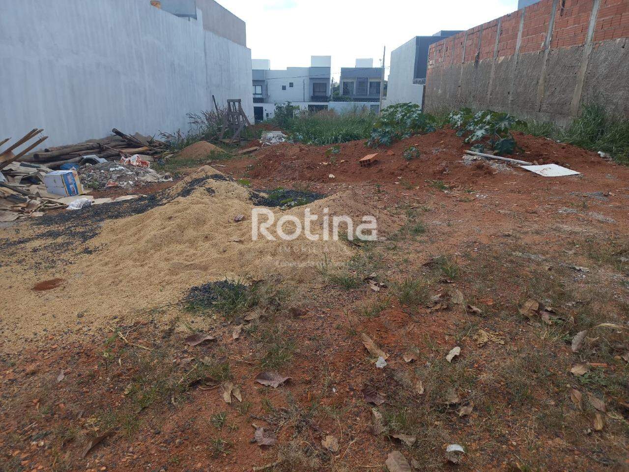 Terreno à venda, em Uberlândia no bairro Aclimação no valor de R$ 240.000,00 - Rotina Imobiliária: 