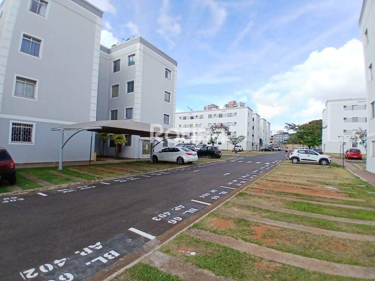 Apartamento para alugar, 2 quartos em Uberlândia no bairro Gávea no valor de R$ 1.150,00 - Rotina Imobiliária: 