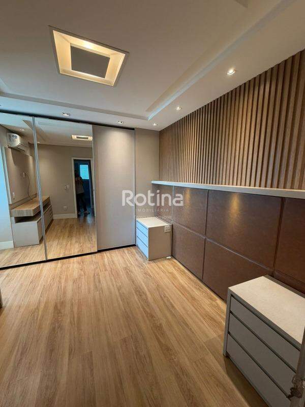 Apartamento à venda, 3 quartos em Uberlândia no bairro Santa Mônica no valor de R$ 890.000,00 - Rotina Imobiliária: 