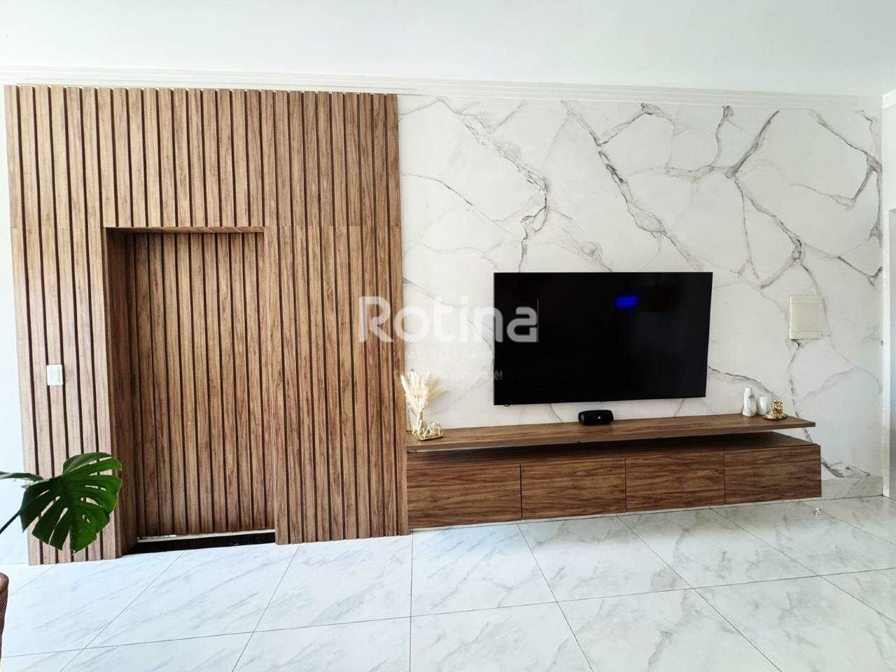 Casa para alugar, 3 quartos em Uberlândia no bairro Santa Rosa no valor de R$ 4.100,00 - Rotina Imobiliária: 