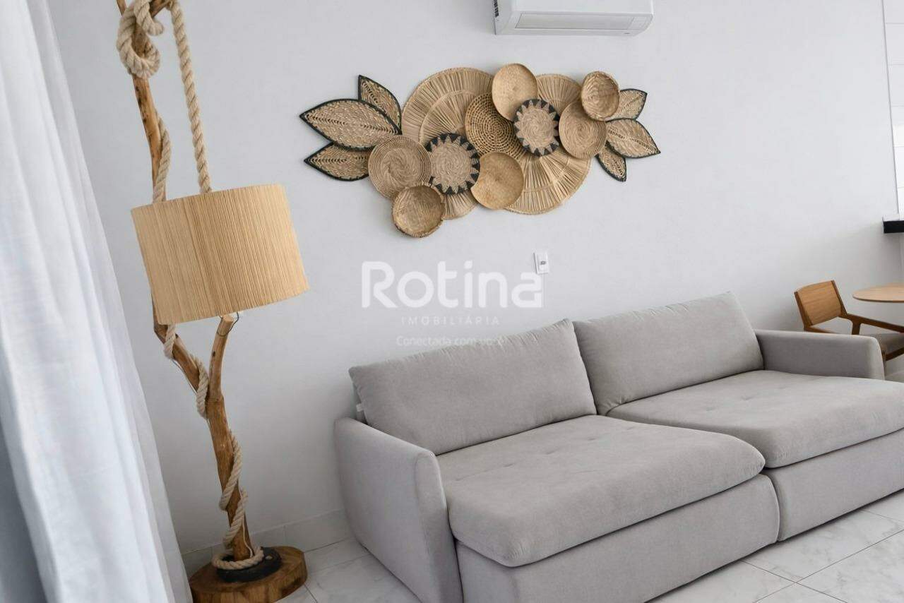 Casa para alugar, 3 quartos em Uberlândia no bairro Santa Rosa no valor de R$ 4.100,00 - Rotina Imobiliária: 