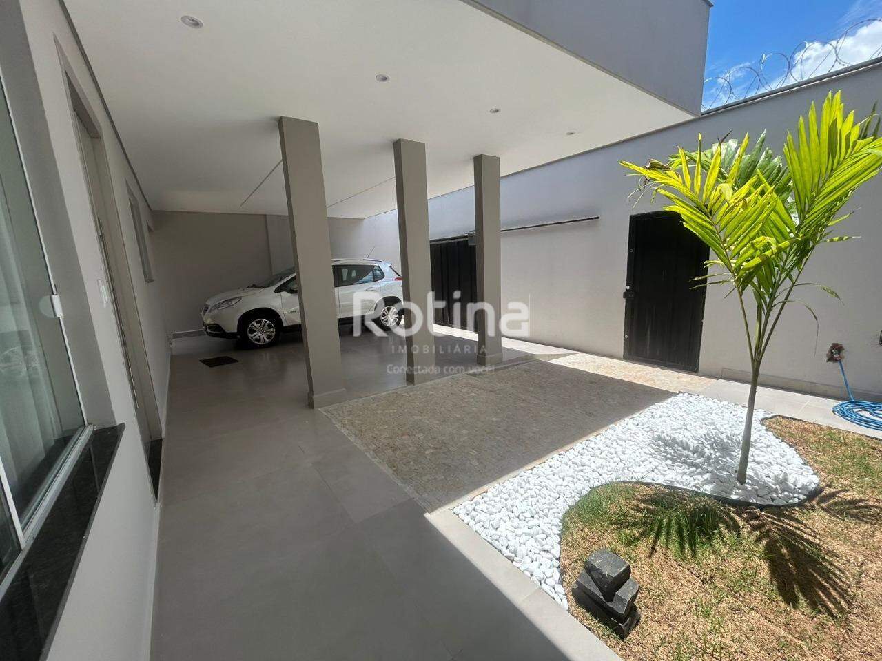 Casa para alugar, 3 quartos em Uberlândia no bairro Santa Rosa no valor de R$ 4.100,00 - Rotina Imobiliária: 