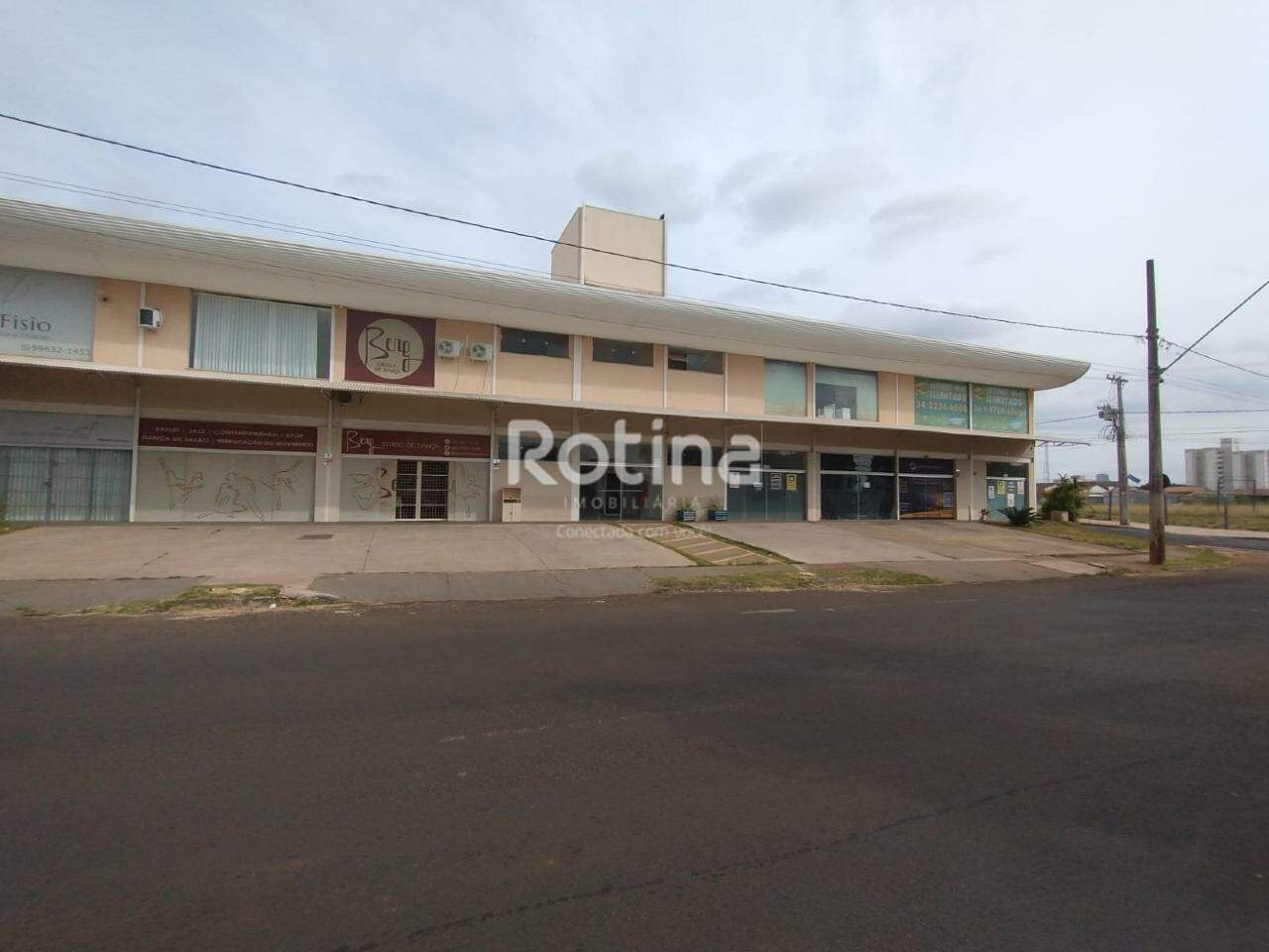 Loja para alugar, em Uberlândia no bairro Granada no valor de R$ 1.900,00 - Rotina Imobiliária: 