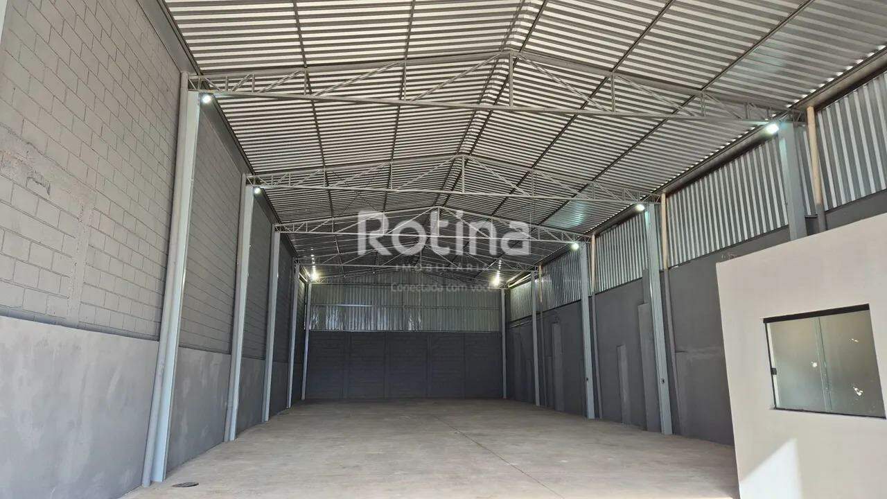 Galpão para alugar, em Uberlândia no bairro Nossa Senhora das Graças no valor de R$ 6.700,00 - Rotina Imobiliária: 