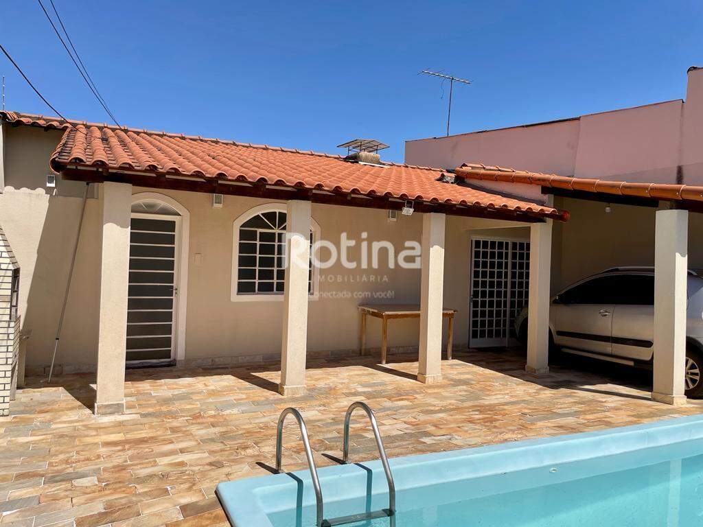Casa à venda, 3 quartos em Uberlândia no bairro Residencial Gramado no valor de R$ 420.000,00 - Rotina Imobiliária: 