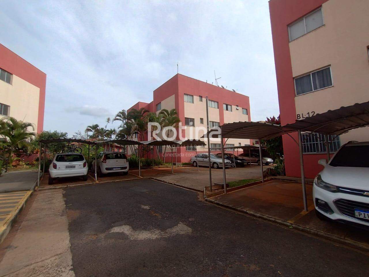 Apartamento para alugar, 2 quartos em Uberlândia no bairro Granada no valor de R$ 1.300,00 - Rotina Imobiliária: 