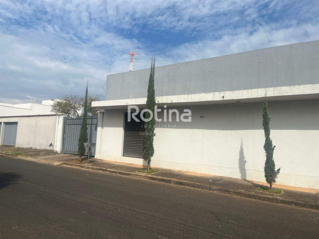 Galpão para alugar, em Uberlândia no bairro Tubalina no valor de R$ 4.500,00 - Rotina Imobiliária: 