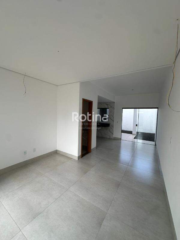 Casa à venda, 3 quartos em Uberlândia no bairro Novo Mundo no valor de R$ 540.000,00 - Rotina Imobiliária: 