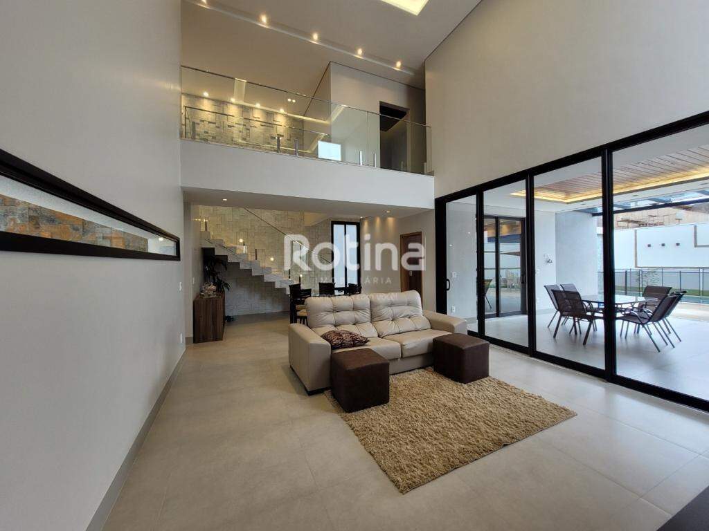 Casa Condomínio Fechado à venda, 4 quartos em Uberlândia no bairro Cond. Varanda Sul no valor de R$ 2.450.000,00 - Rotina Imobiliária: 