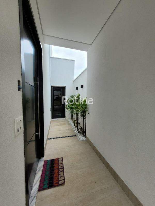 Casa Condomínio Fechado à venda, 4 quartos em Uberlândia no bairro Cond. Varanda Sul no valor de R$ 2.450.000,00 - Rotina Imobiliária: 