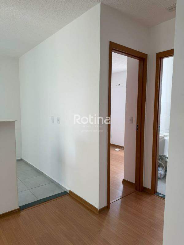 Apartamento à venda, 2 quartos em Uberlândia no bairro Chacaras Tubalina e Quartel no valor de R$ 175.000,00 - Rotina Imobiliária: 