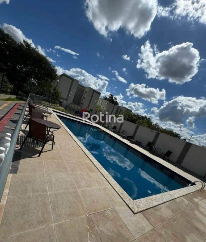 Apartamento à venda, 2 quartos em Uberlândia no bairro Chacaras Tubalina e Quartel no valor de R$ 175.000,00 - Rotina Imobiliária: 