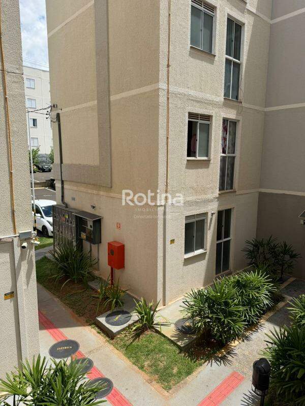 Apartamento à venda, 2 quartos em Uberlândia no bairro Chacaras Tubalina e Quartel no valor de R$ 175.000,00 - Rotina Imobiliária: 
