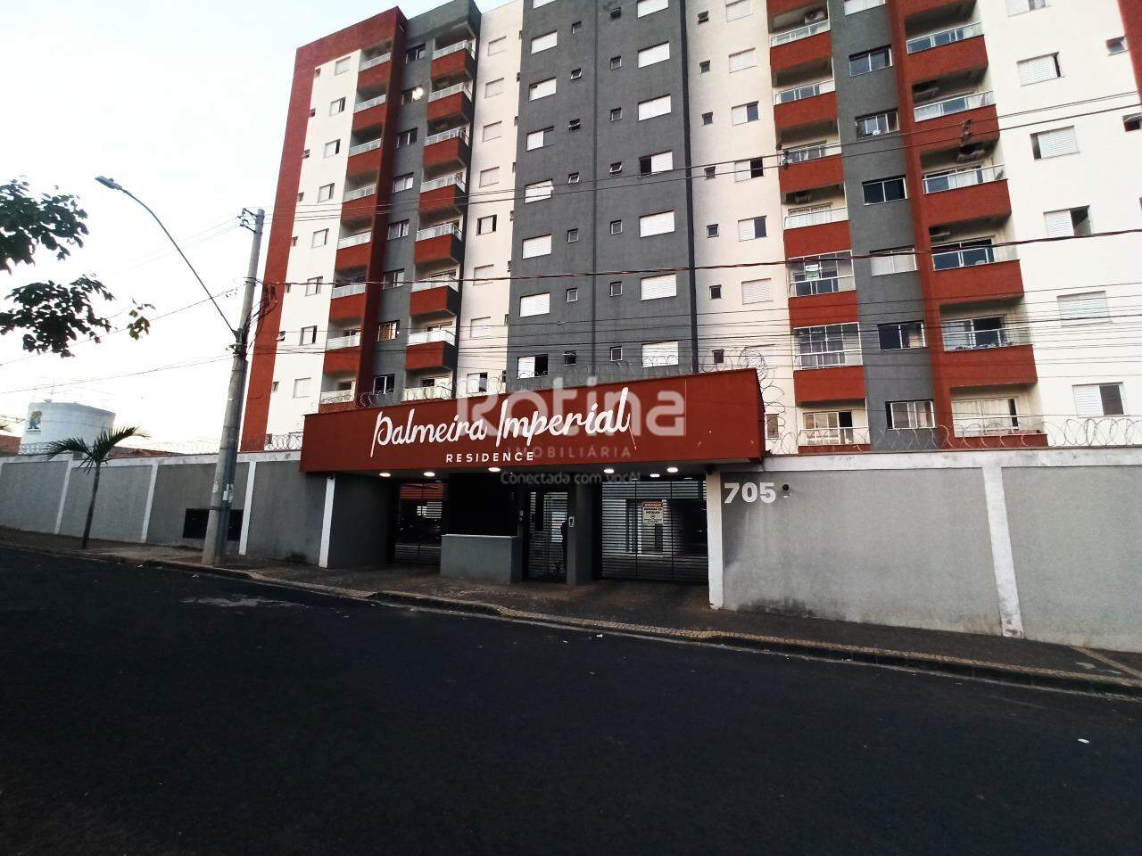 Apartamento para alugar, 2 quartos em Uberlândia no bairro Jardim Holanda no valor de R$ 1.150,00 - Rotina Imobiliária: 