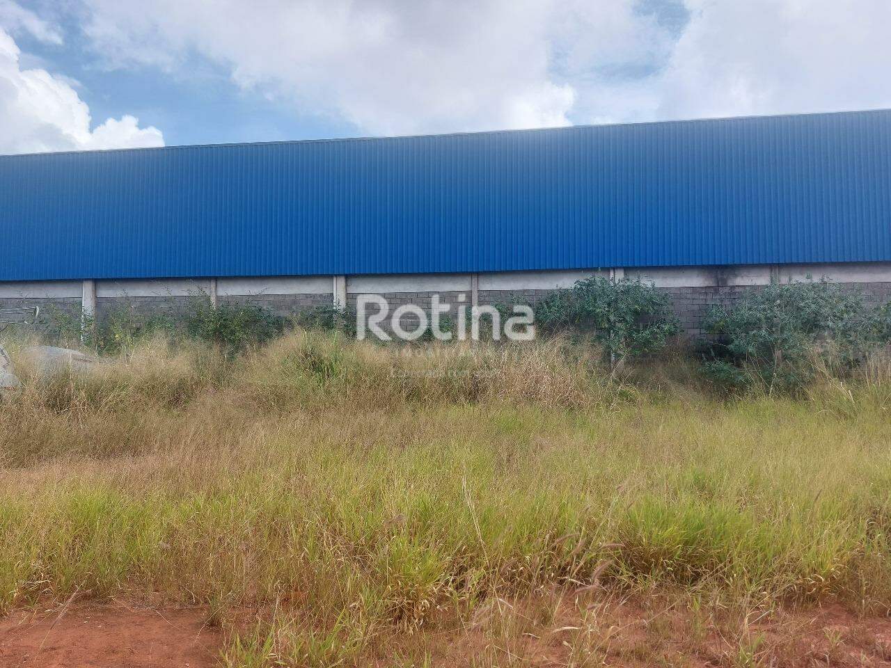 Galpão para alugar, em Uberlândia no bairro Distrito Industrial no valor de R$ 35.000,00 - Rotina Imobiliária: 